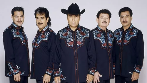 La Banda Del Carro Rojo
    
    
    
    
    
        
        
            Los Tigres del Norte