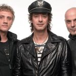 De Música Ligera
    
    
    
    
    
        
        
            Soda Stereo