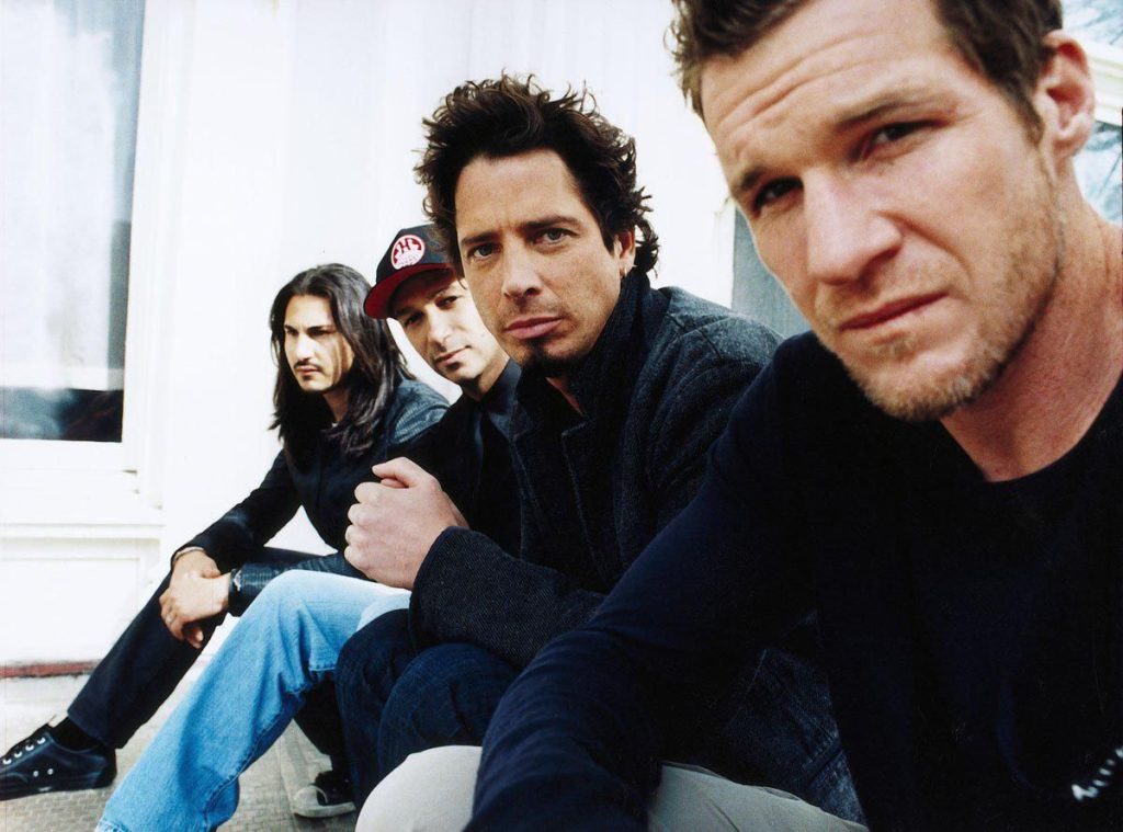 Like a Stone
    
    
    
    
    
        
        
            Audioslave