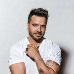 Llegaste Tú (part. Juan Luis Guerra)
    
    
    
    
    
        
        
            Luis Fonsi