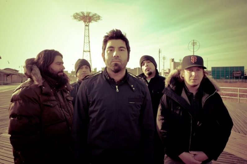 Sextape
    
    
    
    
    
        
        
            Deftones