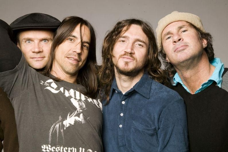 Californication
    
    
    
    
    
        
        
            Red Hot Chili Peppers