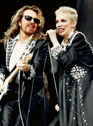 Sweet Dreams (Are Made Of This) (feat. Annie Lennox & Dave Stewart)
    
    
    
    
    
        
        
            Eurythmics